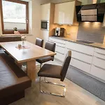 Fewo-gschnitz 42 Appartamento