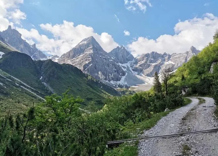 Apartment Fewo-gschnitz 42 Gschnitz