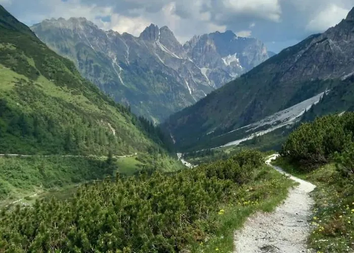 Apartment Fewo-gschnitz 42